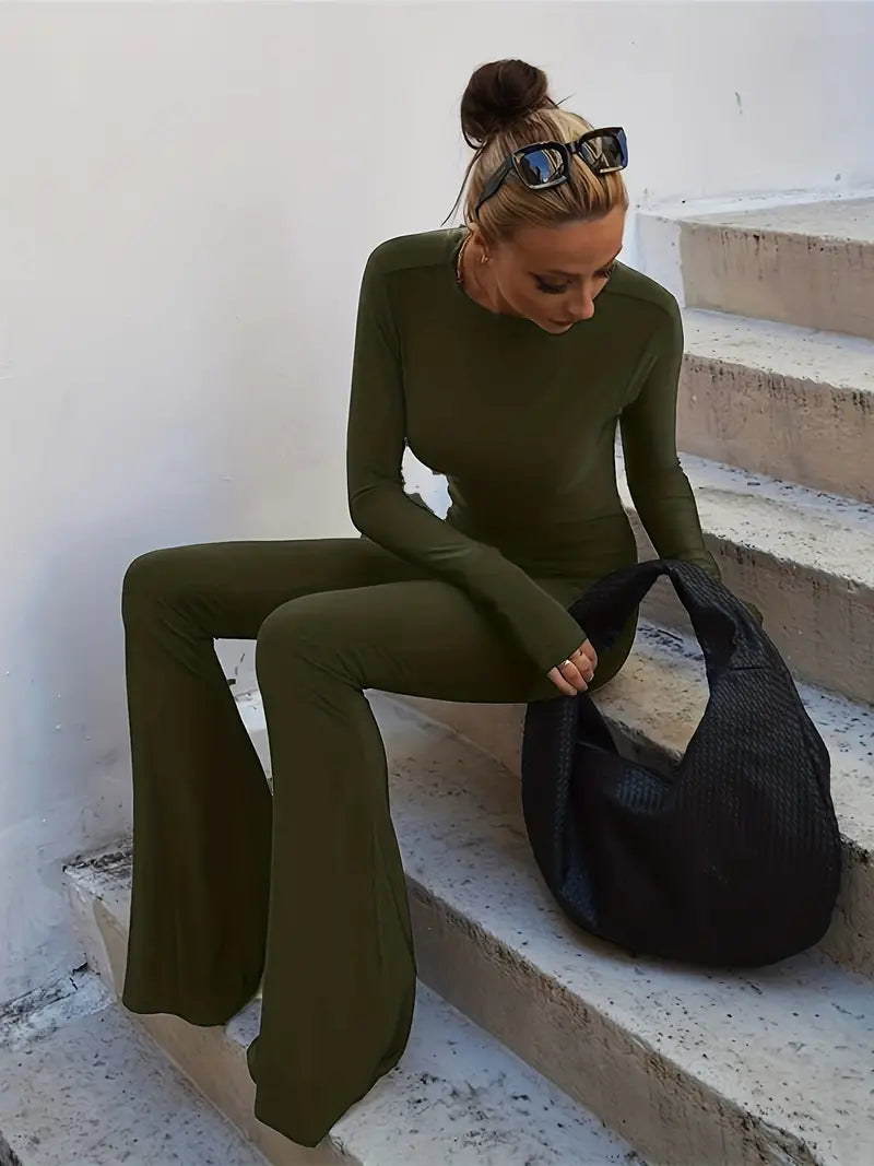 Mocarra | Rückenfreier Jumpsuit mit ausgestelltem