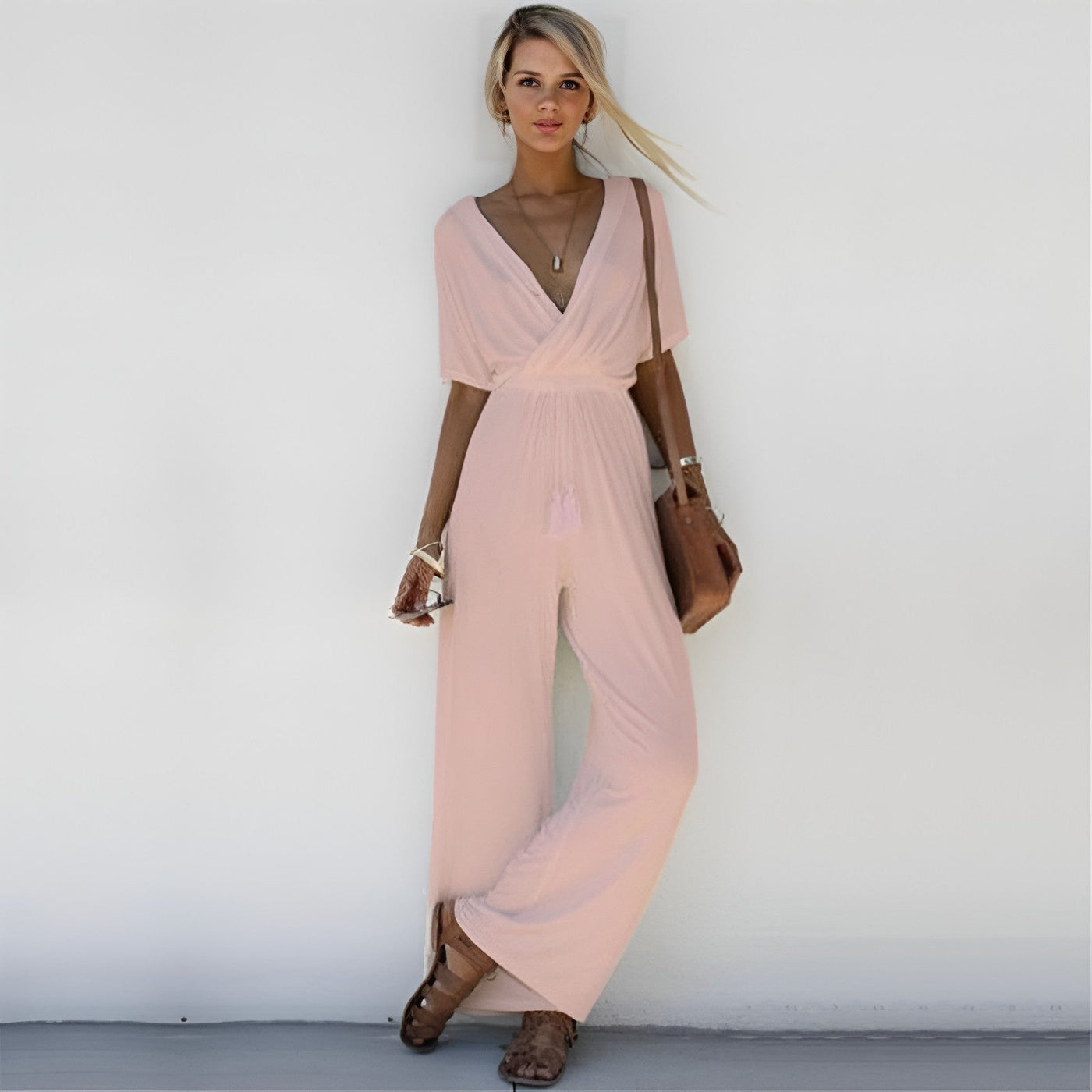 Melina - Sexy Und Raffinierter Jumpsuit mit V-Ausschnitt