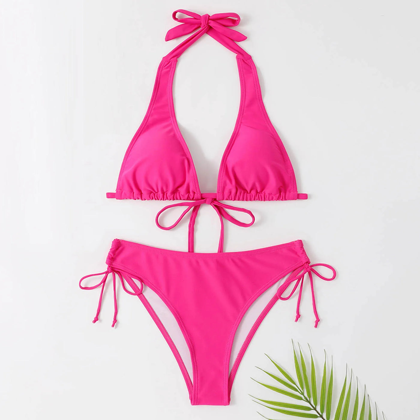 Nadine - Klassischer Schwarzer Neckholder-Bikini