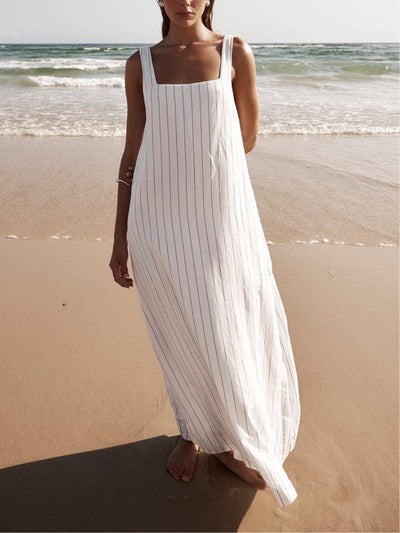 Mocarra | Einfaches Nadelstreifen-Kleid am Meer
