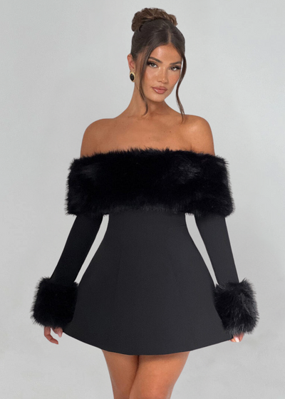 Selina | Off-Shoulder Minikleid mit Fellärmeln