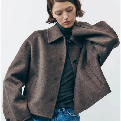 NOHEE - Oversized Kurzjacke in Dunkelbraun – Minimal Chic für die kalte Saison
