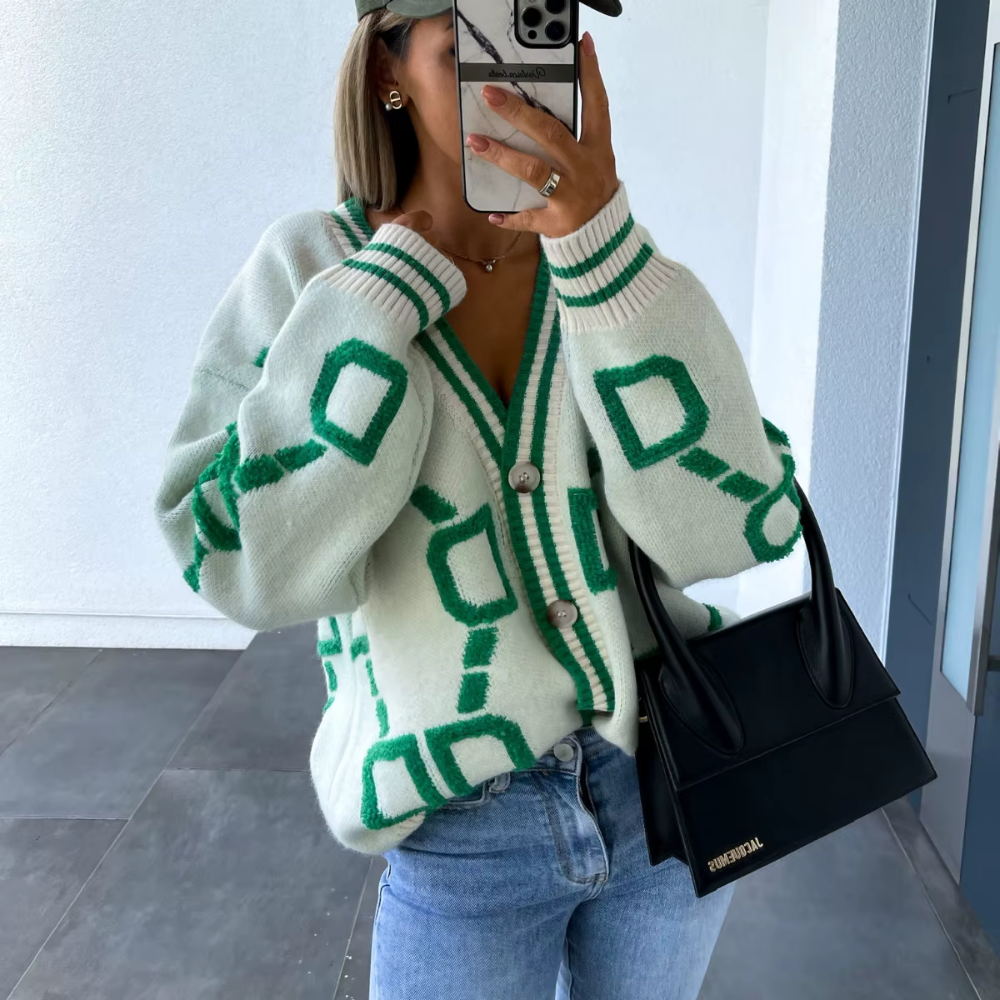 Calie – Oversize-Cardigan mit modernem Muster