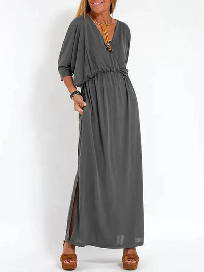 Mocarra | Lässiges Kleid mit V-Ausschnitt und Schlitz