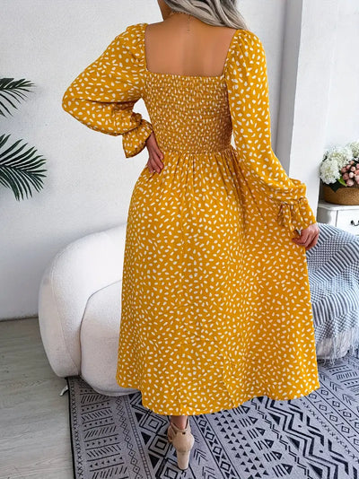 Mocarra | Langärmeliges Plissee-Kleid mit Quadratischem Ausschnitt