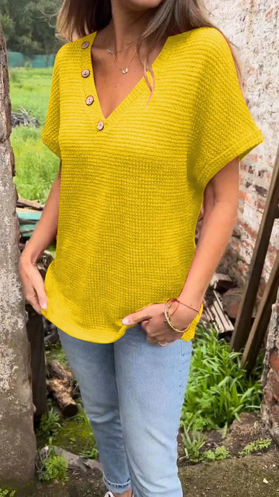 Mocarra | Gestricktes Top mit V-Ausschnitt und Knopfleiste