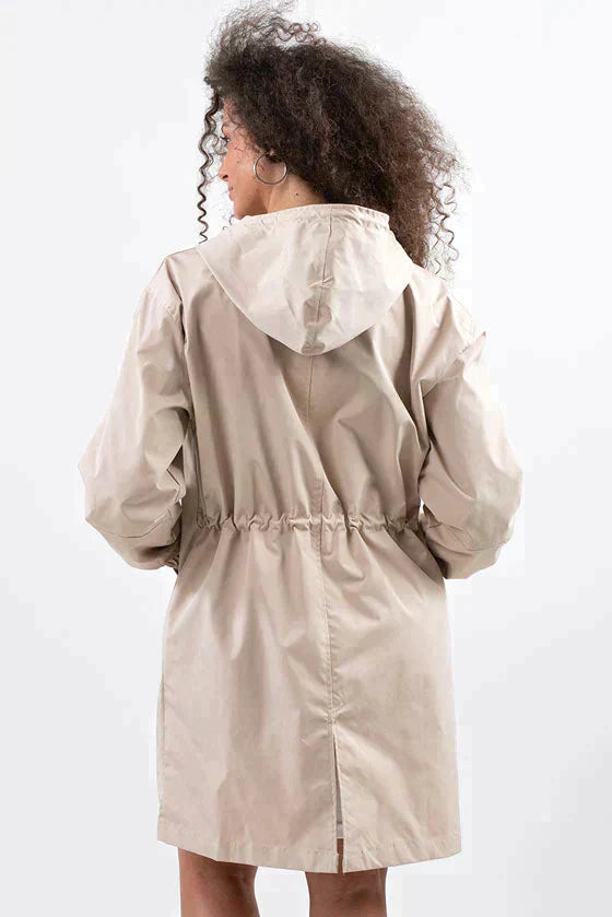 Elarae | Stilvolle Regenjacke für Damen