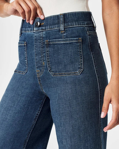 Mocarra | Weite Schlagjeans mit Bauchansatz