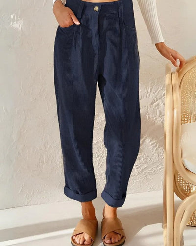 Mocarra | Cordhose mit hohem Bund und Faltenwurf