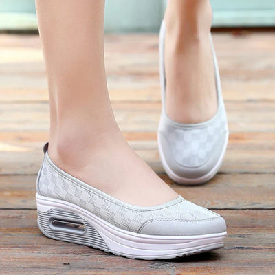 Comfy™ | Bequemer Plateauslipper mit vulkanisiertem Absatz