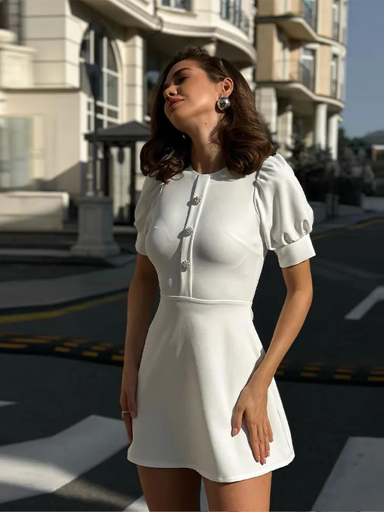 Mocarra | Trendy Mode schlankes Minikleid Frauen elegante Puppe