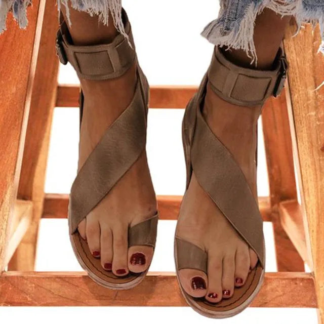 Mocarra | Flache Sandalen mit Knöchelschnalle
