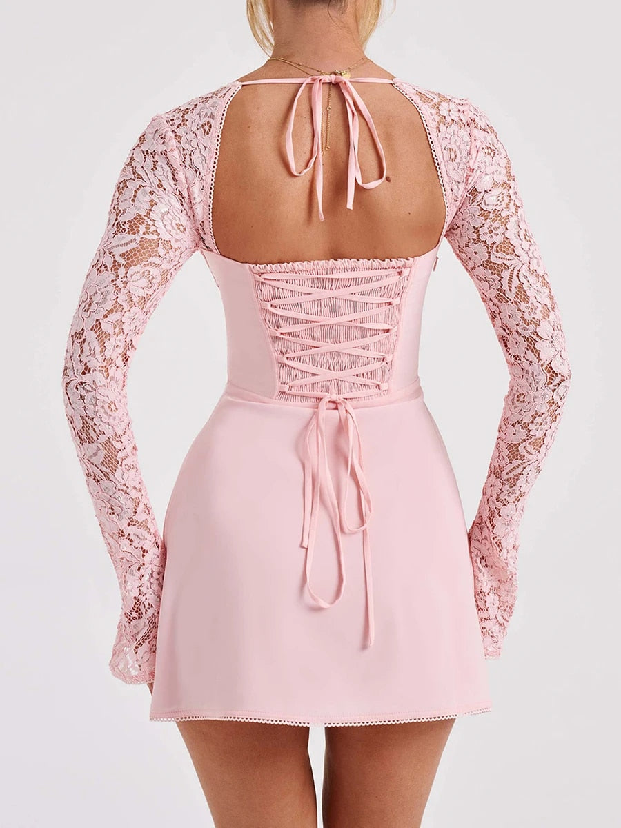 Mocarra | Langärmeliges Minikleid mit Blumen und Spitze