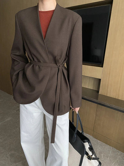 Vaiva | Designer-blazer mit geraffter taille