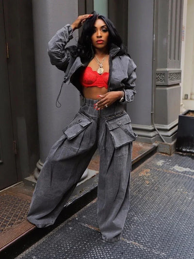 Ayla | Damen Set: Rüschenjacke mit langen Ärmeln und lockere Jeanshose