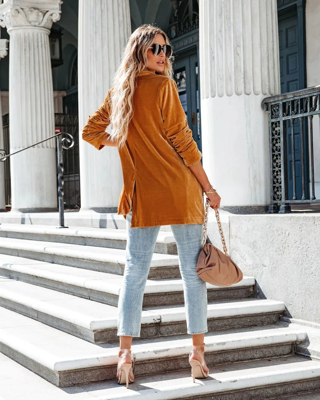Yara | Samtblazer Damen mit Ein-Knopf und modischem Design