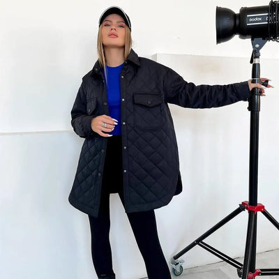 Amal | Klassische Steppjacke mit Druckknöpfen für Damen