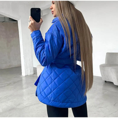 Amal | Klassische Steppjacke mit Druckknöpfen für Damen