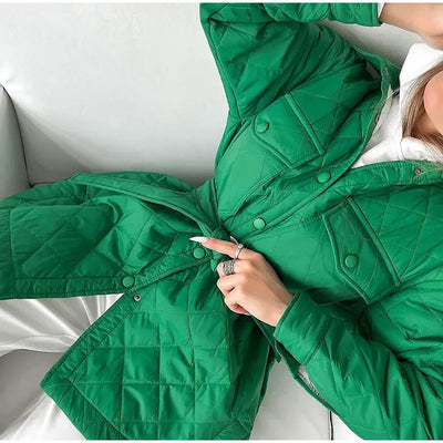Amal | Klassische Steppjacke mit Druckknöpfen für Damen