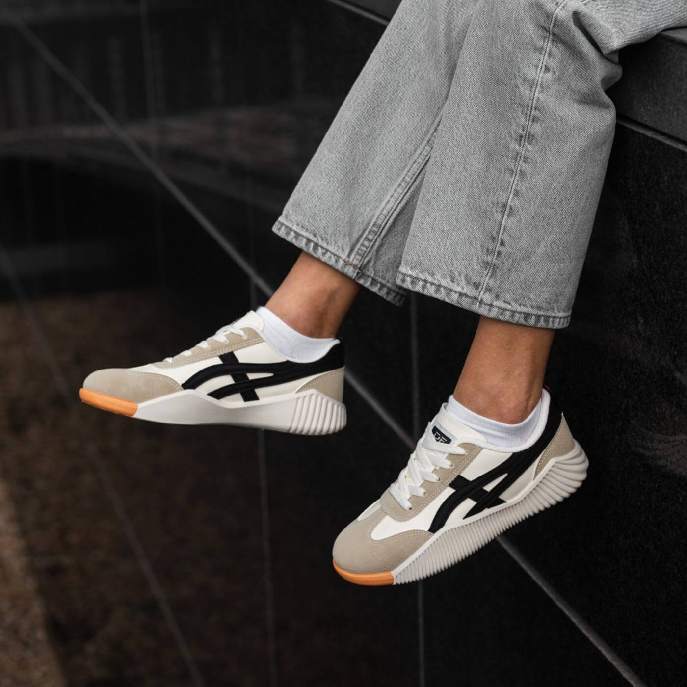 Sabrina – Ultrabequeme orthopädische Sneakers