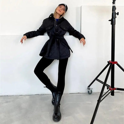 Amal | Klassische Steppjacke mit Druckknöpfen für Damen