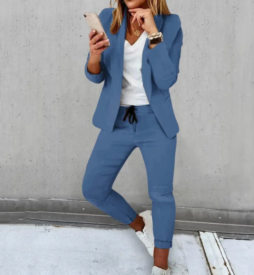 Corinna  - Eleganter, Taillierter Blazer-Set für Vielseitige Looks