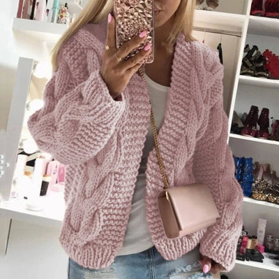 Paola | Damen strickjacke herbst/winter mit kräftigem linienmuster und langen Ärmeln