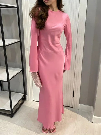 Mocarra | Schlankes Satin Maxikleid