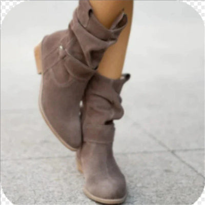 Mocarra | Kurze braune Stiefel mit niedrigem Absatz