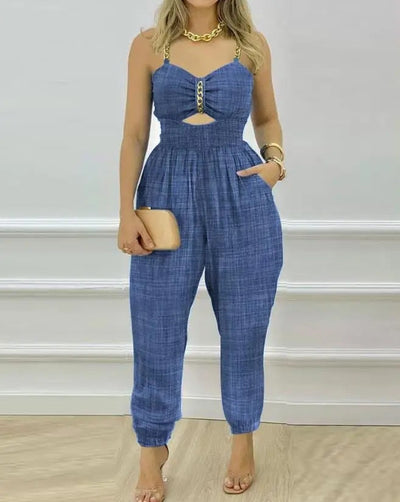 Mocarra | Unifarbener Jumpsuit mit Kettenriemen