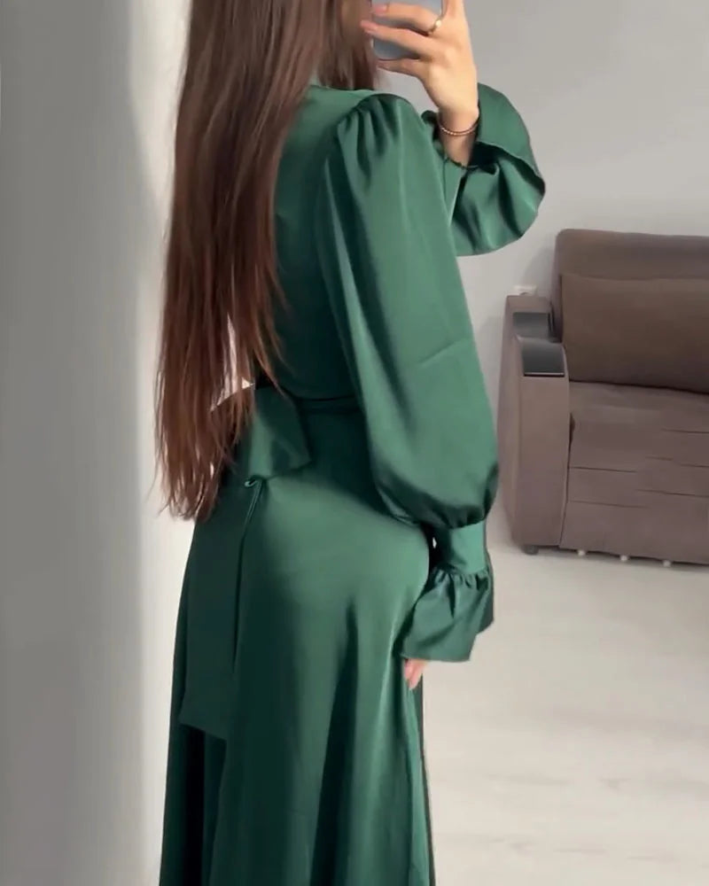Mocarra | Schickes Kleid mit gekreuzter Taille und Krawatte