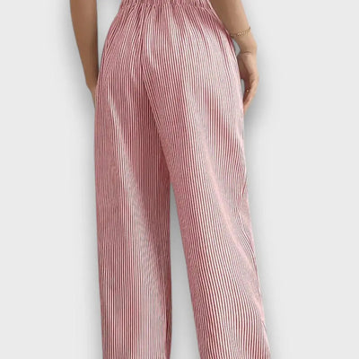 Karina – Hose mit feinen Streifen