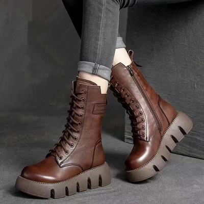 Mocarra | Mittelhoher Lederstiefel mit klobiger Sohle